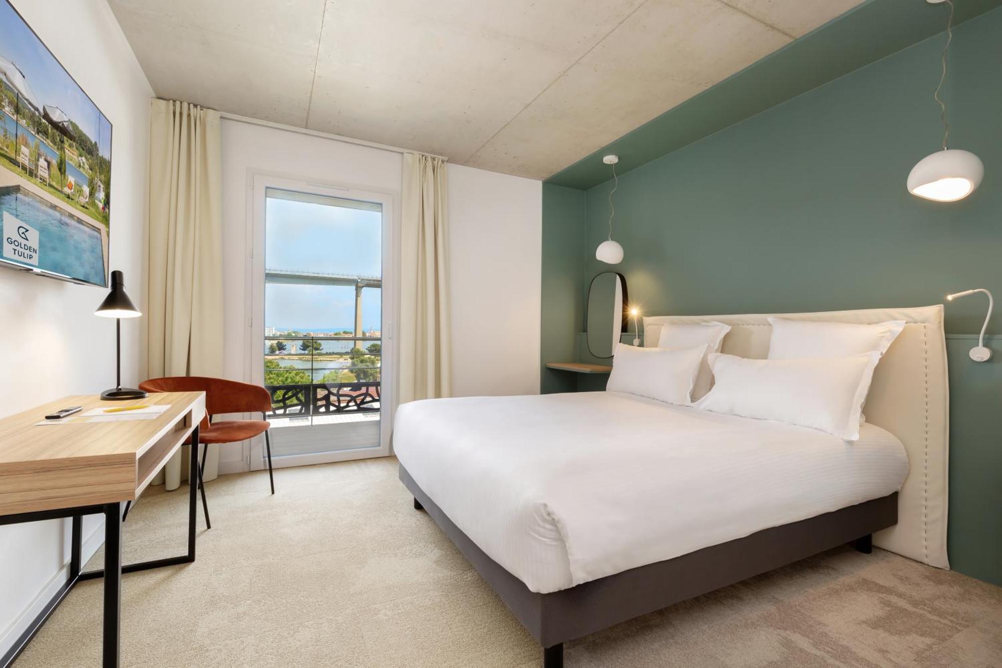 Golden Tulip Hotel & Rooftop Martigues Provence Eksteriør bilde